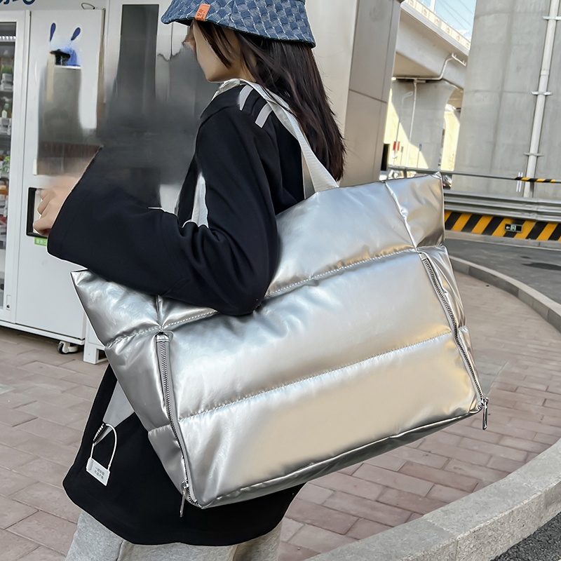 Down Jacket Packable - المرأة Y2k حقيبة كتف فضية الكورية
