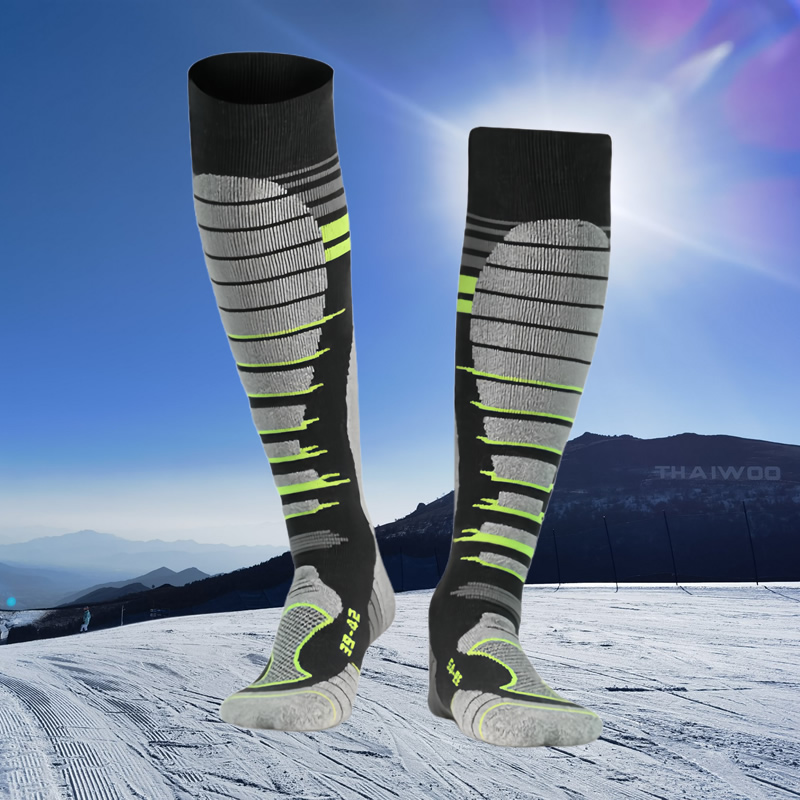 ميرينو الصوف التزلج الجوارب ال - مراجعة Thermal Sock Wool وسعره