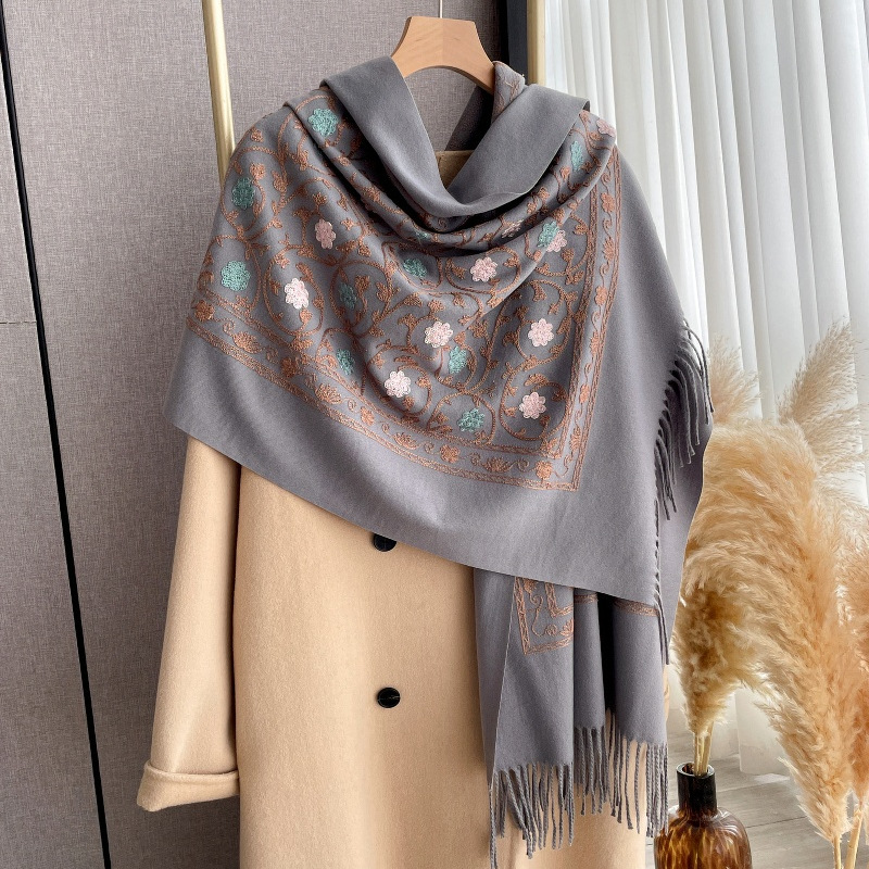 وشاح كشمير مطرز جديد لعام 2025 - مراجعة Cashmere Pashmina Wrap وسعره